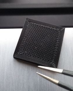 Jakie ustawienia CURA dla Ender 3 z dyszą 0.4, by uniknąć przerw w ścieżkach?