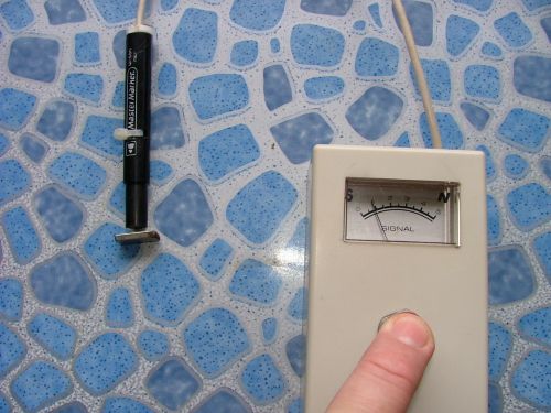 Miernik Gaussa / miernik pola magnetycznego