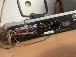 Podłączenie starych głośników kinowych do komputera za pomocą wtyczki jack bez karty dźwiękowej