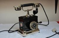 Stary telefon na korbę -> GSM Stary telefon na korbę -> GSM
