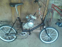 Rower z silnikiem spalinowym Rower z silnikiem spalinowym