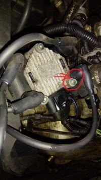 VW Polo 3 1.4 MPI - The engine works on 3 cylinders (Check engine mryga)