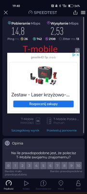 Wynik testu prędkości internetu T-Mobile na telefonie – pobieranie 14,8 Mbps, wysyłanie 2,53 Mbps, ping 26 ms.