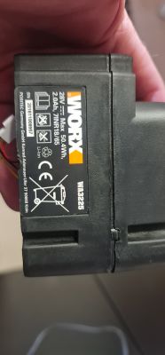Wymiana ogniw na większe 2900 mAh w akumulatorze Worx 28v - kosiarka ładuje do 50%