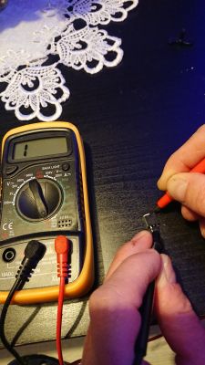 Jak sprawdzić tranzystor BUK9628 w przetwornicy bixenon Zafira B?