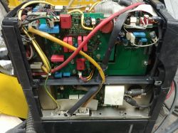 Esab Caddy TA34 Tig 2200i - brak inicjacji łuku, możliwe uszkodzenie modułu mocy