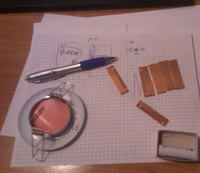 Zabawka dla dziecka - płyta z diodami super flux zasilanymi z Joule Thief (1,5V) Zabawka dla dziecka - płyta z diodami super flux zasilanymi z Joule Thief (1,5V)