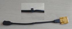Kabel VGA z wbudowanym układem EEPROM zamocowanym na kablu