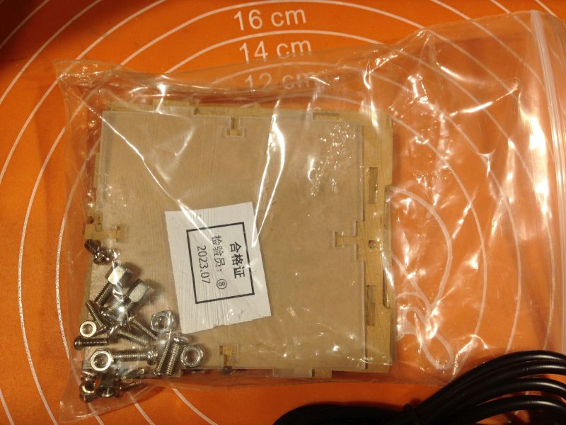 Mała kolumna DIY z Bluetooth. Recenzja zestawu do samodzielnego montażu.