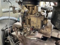 UAZ 469B, UNITRA TORAL RE-14 - regulator alternatora 12V nie ładuje?