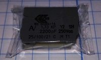 [Kupię] Kondensatory 2200pF - 5 sztuk