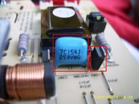 Dwa nieznane elementy w zasilaczu panela lcd Sony SDM-HX75