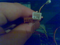 Jak podłączyć: Zalmana 9700 NT(4- pin) z Fan Mate 2 (3-pin) Jak podłączyć: Zalmana 9700 NT(4- pin) z Fan Mate 2 (3-pin)