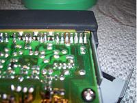 Montaż wzmocnienia wewnątrz radia Uniden 520XL