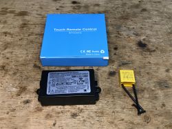 Zestaw RF pilot "włącznik" na baterie i przekaźnik do schowania w puszce (niby WiFi?)