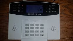podłączenie sygnalizatora do centrali bezprzewodowej security system alarm GSM