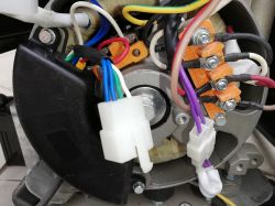 Regulator napięcia w agregacie prądotwórczym Herkules 5000W