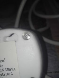 Strange Tri-Point Screw: Unscrewing Techniques for Unusual 3-Recessed Head Screws