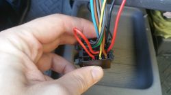 JVC KD-LH70R - Nie działa. Brak reakcji na włożenie wtyczki ISO.