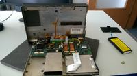 IBM ThinkPad 350C - Luźna część w laptpie, jak ją zamontować?