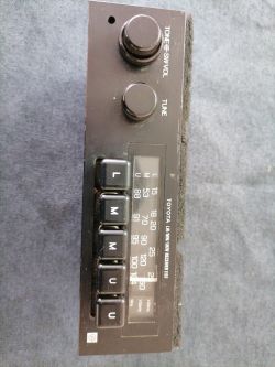 Schemat podłączenia radia Fujitsu Ten 86120-22391 w Toyocie