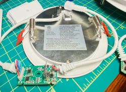 Globe 4" Smart Recessed Led Lighting Kit RGBCW ( WB2S - BK7231T ) - Teardown