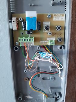 Connecting & Replacing Old Intercom with Cyfral Smart 5p: Wiring & Troubleshooting Help