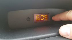 Jak zmienić format godziny z 12 na 24 w Citroenie C3?