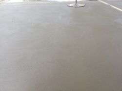 Creating a DIY Battery-Powered Disc Trowel for Concrete using 18V 12Ah Li-ion Battery