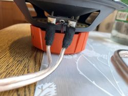 Jak podłączyć w samochodzie 4-kanałowy wzmacniacz?