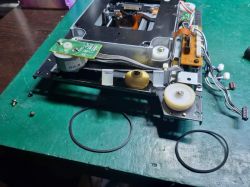 Renowacja Sony CDP-X777ES: wymiana kondensatorów, konserwacja