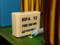 Indukcja Thomann Elektronik IGS230/3.5 - kondensatory