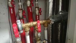 Central Heating Water Temp Issues in Block of Flats: CO Meters, 52°C vs 80°C Input, 25°C Return