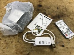 CTree-001 LED Set with Accessories CTree-001 LED light set with remote and instructions