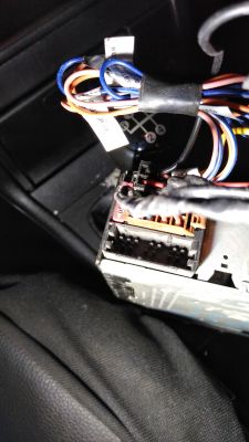 Jak podłączyć radio Philips 22RC200//65 do Opla Astry G?