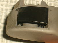 vw lupo 1.4 99r.Jak zdjąć dźwignię ,która otwiera maskę