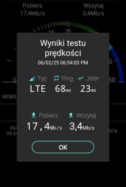 Wyniki testu prędkości internetu na ekranie smartfona: LTE, ping 68 ms, jitter 23 ms, pobieranie 17,4 Mb/s, wysyłanie 3,4 Mb/s.