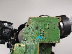 Płytka pada xbox, wyrwana tulejka razem z pinem analoga.