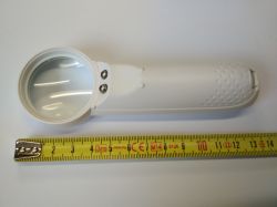 Tania lupa z pod¶wietleniem LED, recenzja Tania lupa z pod¶wietleniem LED, recenzja
