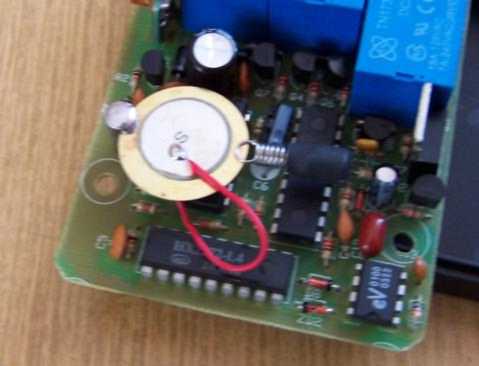 Czujnik udarowy na przetworniku piezoelektrycznym