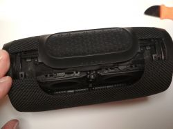 Częsta Usterka: Wymiana gniazda USB w przenośnym odtwarzaczu bluetooth Częsta Usterka: Wymiana gniazda USB w przenośnym odtwarzaczu bluetooth