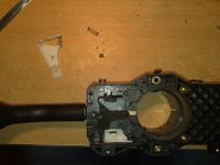 Manetka świateł i kierunkowskazów pytanie o smar.