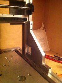Frezarka CNC z profili aluminiowych