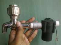 Generator prądu zamontowany w kranie