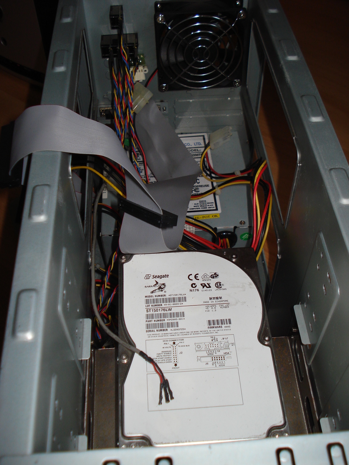 Skrzynka z dyskami SCSI External SCSI Hard Drive Case