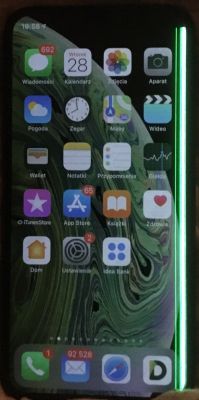 iPhone XS - Is it possible to fix green bars without replacing the screen?