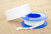 Generator prądu zamontowany w kranie