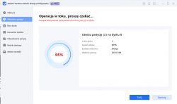 Zrzut ekranu z programu EaseUS Partition Master podczas formatowania dysku.