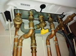 Understanding System Pressure for Viessmann Furnace in a Cottage Without Manual