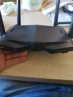 Konfiguracja internetu w routerze Tenda AC1200 z modemem - brak połączenia
